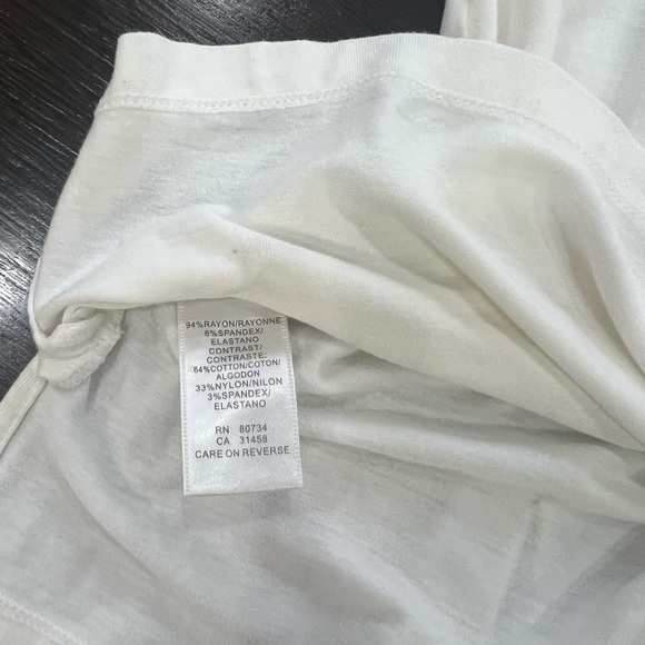 BCBGMaxAzria White Ruffled Top - Picture 3 of 4